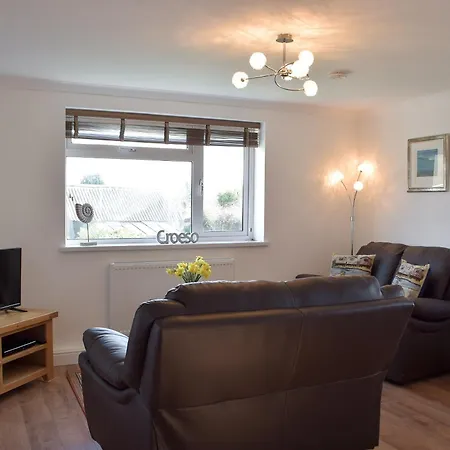 Holiday home Can-y-mor - Uk13379 *
